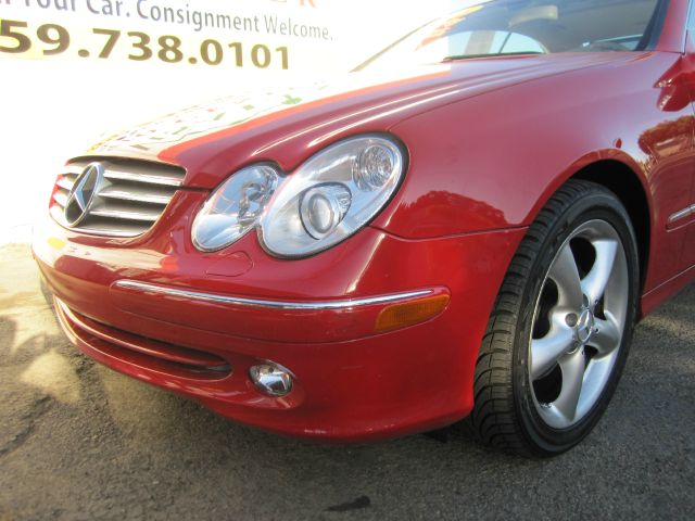 Mercedes-Benz CLK-Class 2005 photo 4