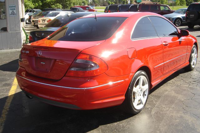 Mercedes-Benz CLK-Class 2005 photo 1