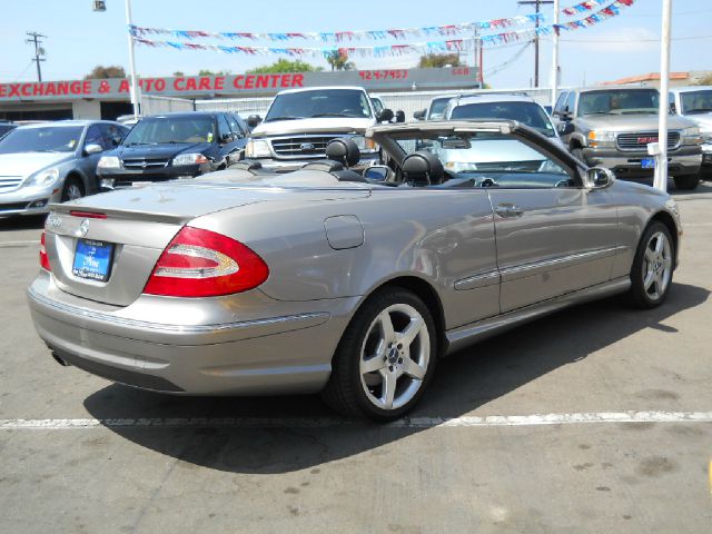 Mercedes-Benz CLK-Class 2005 photo 15