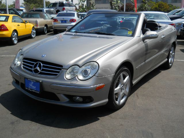 Mercedes-Benz CLK-Class 2005 photo 7