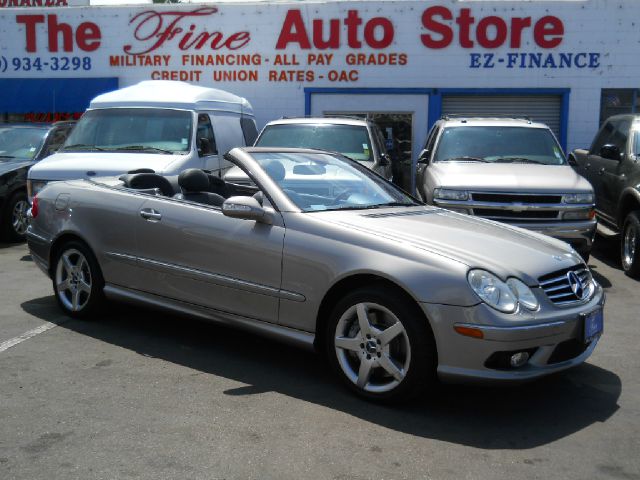 Mercedes-Benz CLK-Class 2005 photo 9