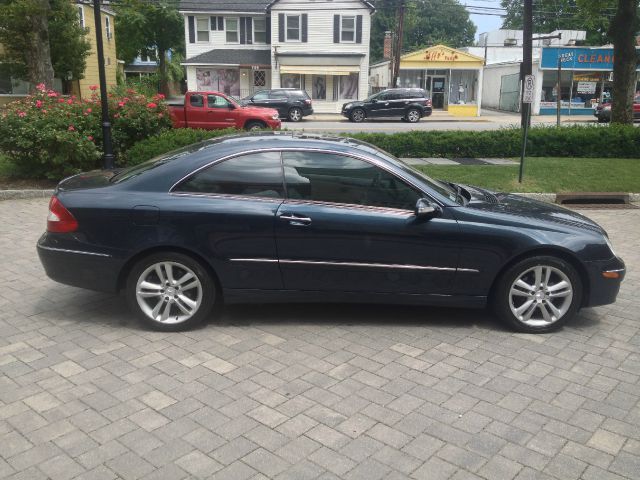 Mercedes-Benz CLK-Class 2006 photo 1