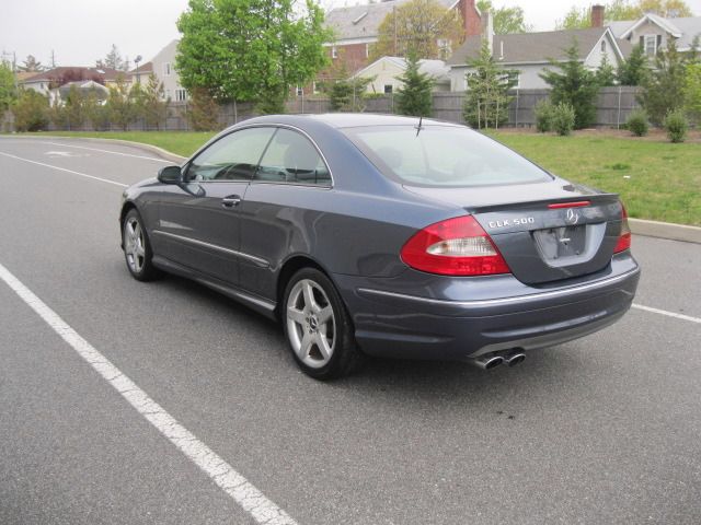 Mercedes-Benz CLK-Class 2006 photo 2