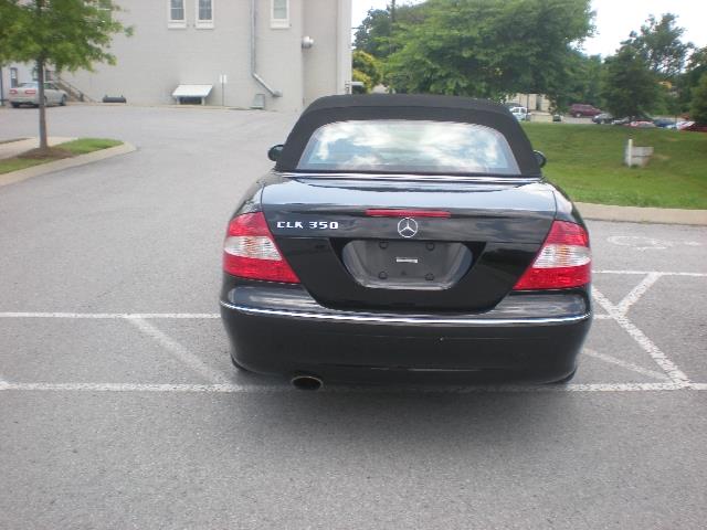 Mercedes-Benz CLK-Class 2006 photo 2