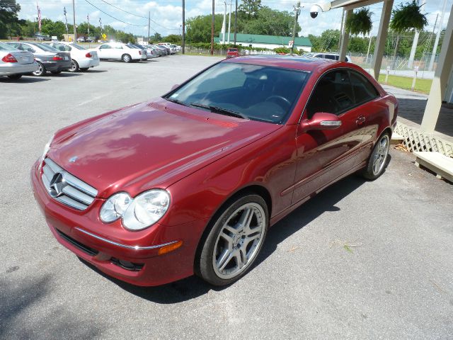 Mercedes-Benz CLK-Class 2006 photo 1