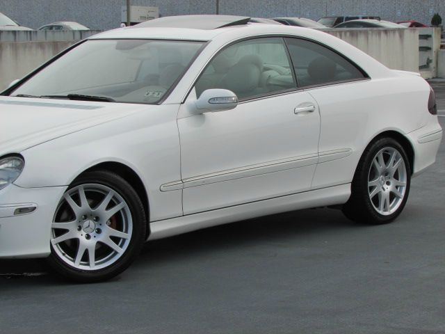 Mercedes-Benz CLK-Class 2006 photo 1