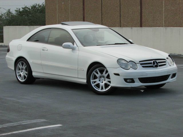 Mercedes-Benz CLK-Class 2006 photo 4