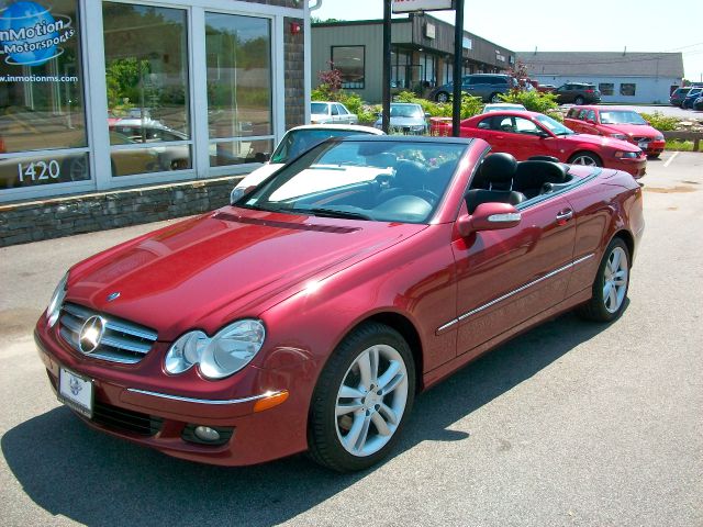 Mercedes-Benz CLK-Class 2007 photo 1