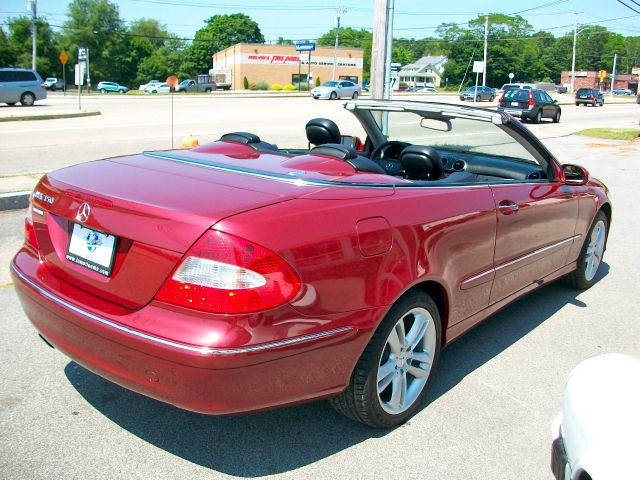 Mercedes-Benz CLK-Class 2007 photo 2