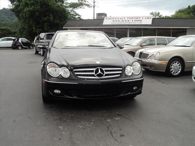 Mercedes-Benz CLK-Class 2008 photo 2