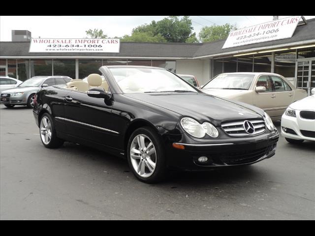 Mercedes-Benz CLK-Class 2008 photo 4