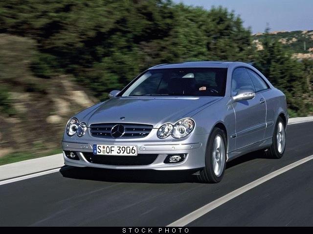 Mercedes-Benz CLK-Class 2008 photo 4