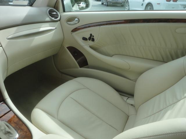 Mercedes-Benz CLK-Class 2009 photo 1