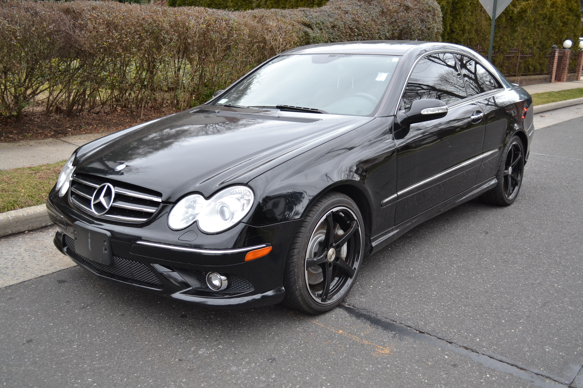 Mercedes-Benz CLK-Class 2009 photo 1