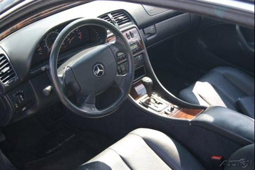 Mercedes-Benz CLK Class 1999 photo 3