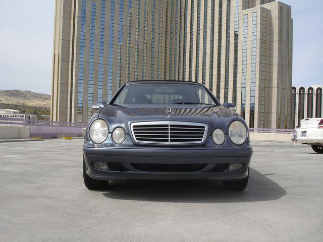 Mercedes-Benz CLK Class 2000 photo 1