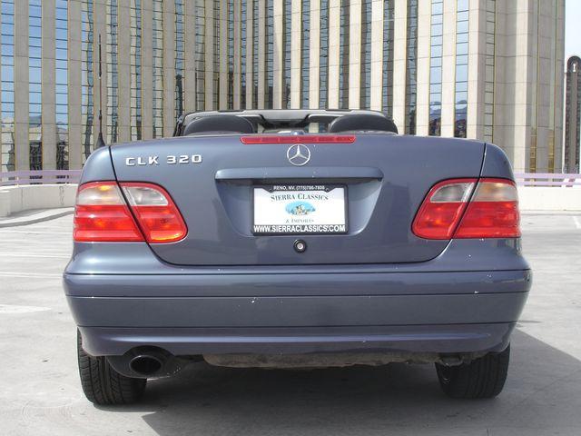 Mercedes-Benz CLK Class 2000 photo 3