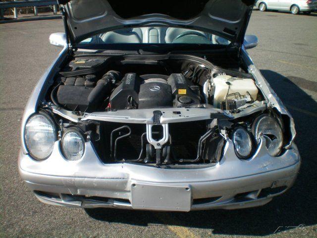 Mercedes-Benz CLK Class 2000 photo 5