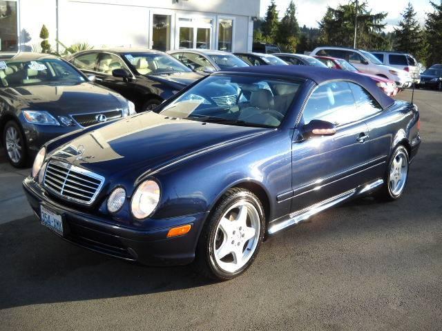 Mercedes-Benz CLK Class 2000 photo 2