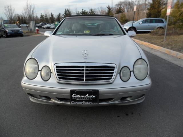 Mercedes-Benz CLK Class 2000 photo 1