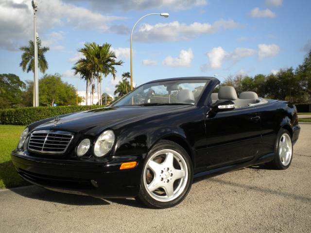 Mercedes-Benz CLK Class XLE V6 Convertible