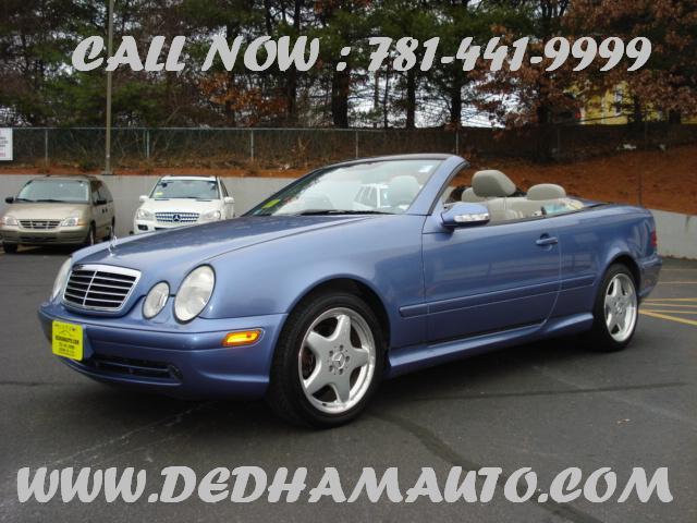 Mercedes-Benz CLK Class 2000 photo 1