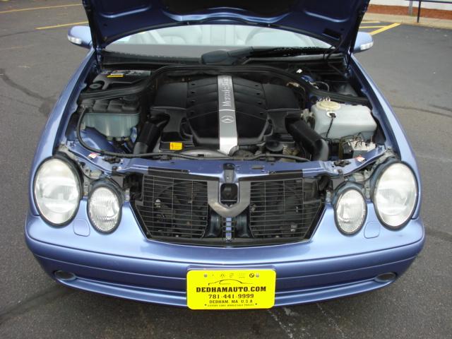 Mercedes-Benz CLK Class 2000 photo 5