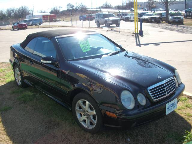 Mercedes-Benz CLK Class XLE V6 Convertible