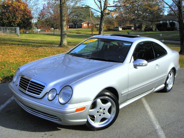 Mercedes-Benz CLK Class 2001 photo 4