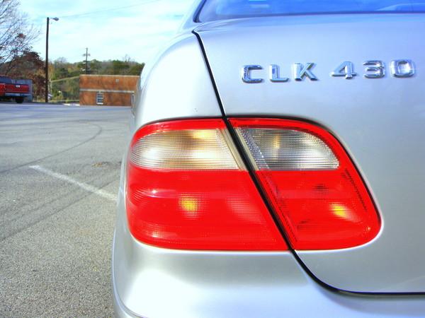 Mercedes-Benz CLK Class 2001 photo 3