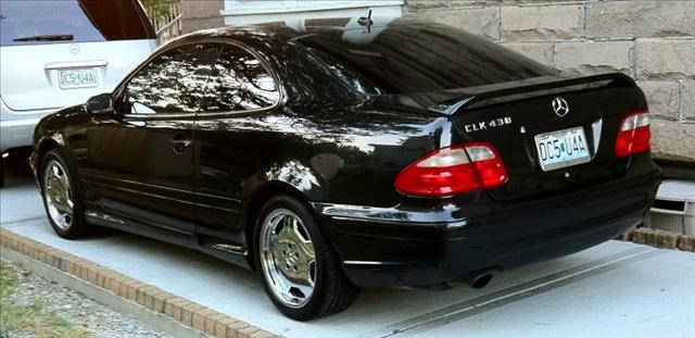 Mercedes-Benz CLK Class 2001 photo 4