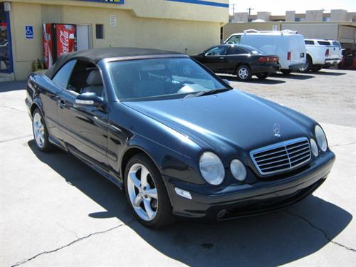 Mercedes-Benz CLK Class 2001 photo 3