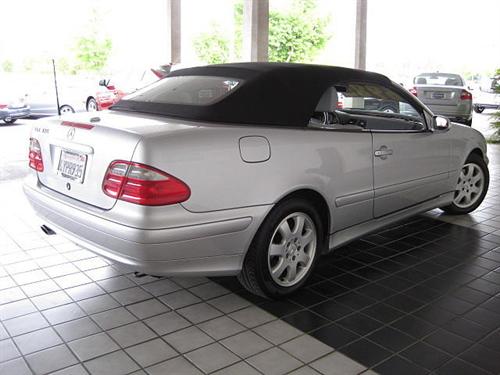 Mercedes-Benz CLK Class 2002 photo 4