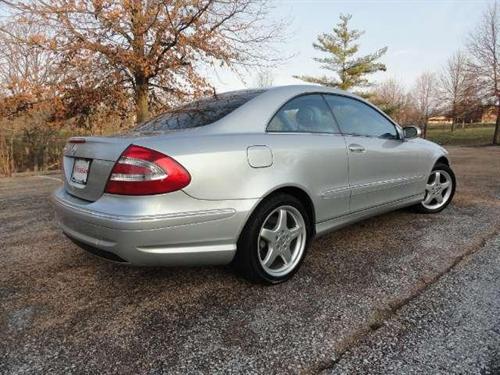 Mercedes-Benz CLK Class 2003 photo 4