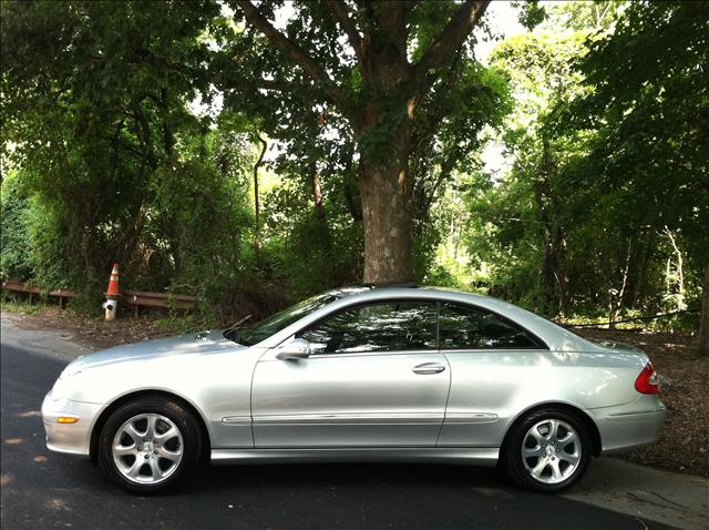 Mercedes-Benz CLK Class LT 1500 DVD W/monitorflex Fuel 4X4 Coupe