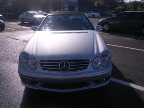 Mercedes-Benz CLK Class 2004 photo 1