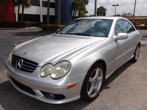 Mercedes-Benz CLK Class 2005 photo 1