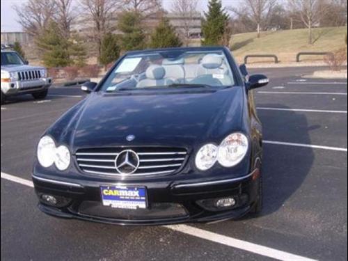 Mercedes-Benz CLK Class 2005 photo 1