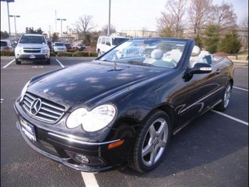 Mercedes-Benz CLK Class 2005 photo 2