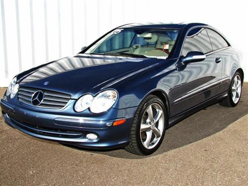 Mercedes-Benz CLK Class 2005 photo 2