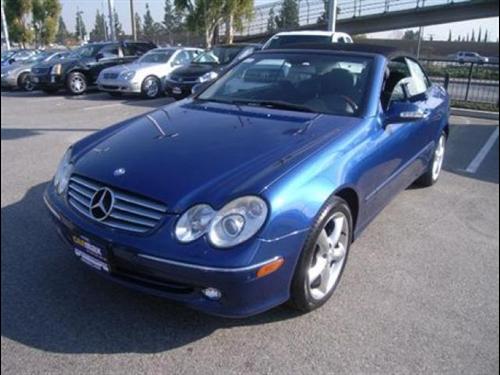 Mercedes-Benz CLK Class 2005 photo 1