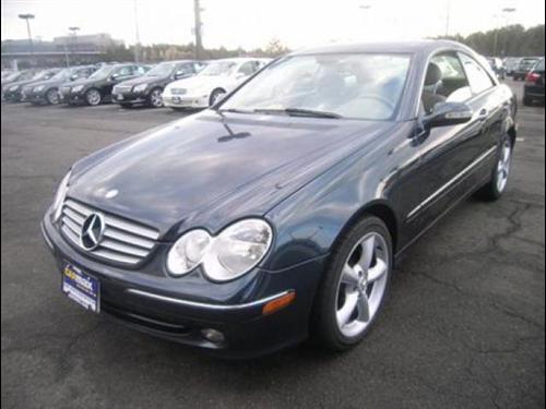 Mercedes-Benz CLK Class 2005 photo 3