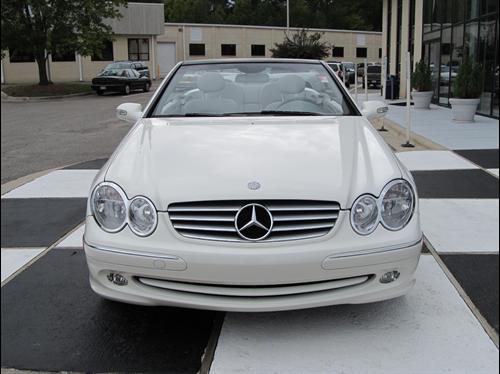 Mercedes-Benz CLK Class 2005 photo 3