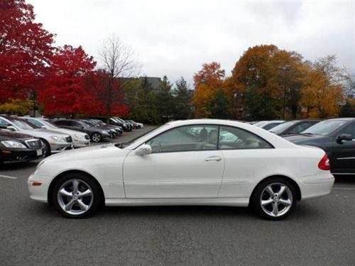 Mercedes-Benz CLK Class 2005 photo 2