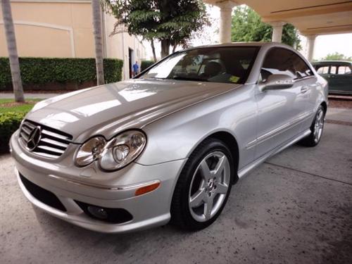 Mercedes-Benz CLK Class 2005 photo 2