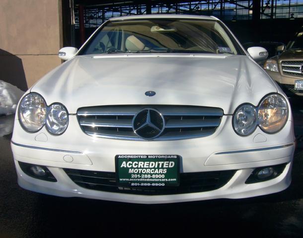 Mercedes-Benz CLK Class 2006 photo 1