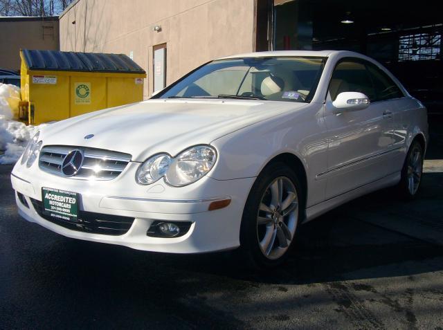 Mercedes-Benz CLK Class 2006 photo 2