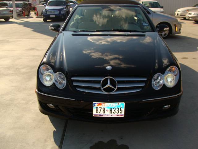 Mercedes-Benz CLK Class 2006 photo 2