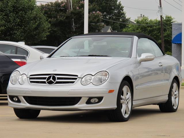 Mercedes-Benz CLK Class 2006 photo 1