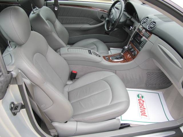 Mercedes-Benz CLK Class 2006 photo 4